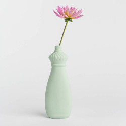Vase bouteille en porcelaine vert menthe N°15