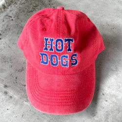 Casquette rouge avec broderie Hot Dogs